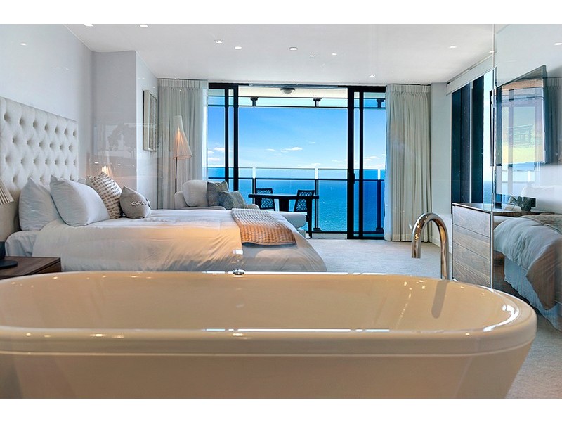 4102/4 The Esplanade, Surfers Paradise QLD 4217