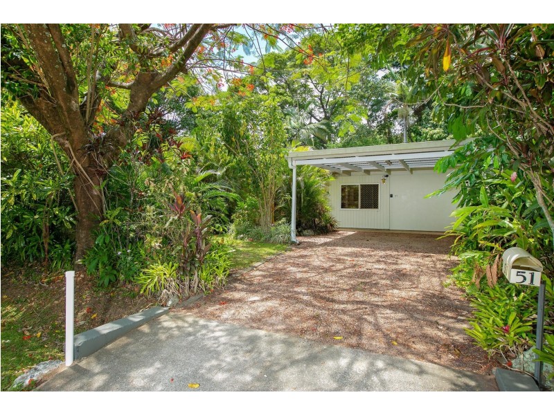 51 Veivers Road, Palm Cove QLD 4879