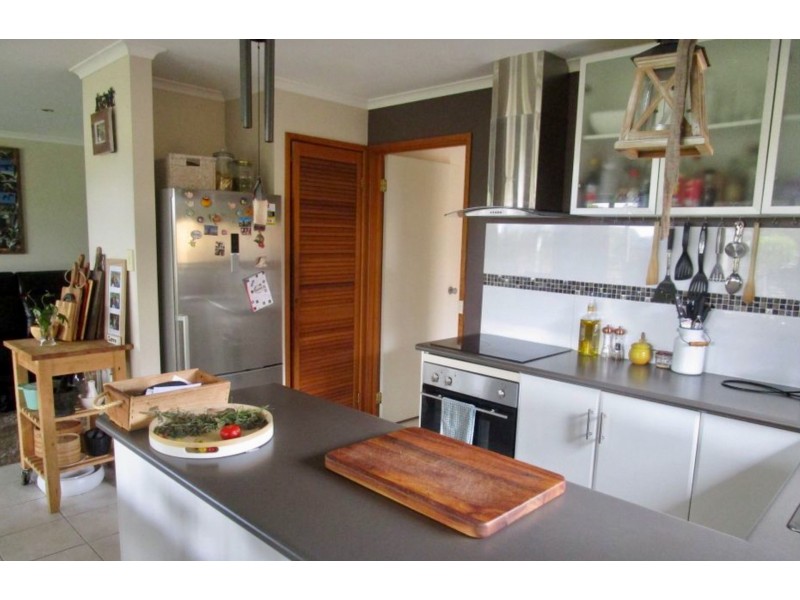 187 Bullumwaal Road, Wy Yung VIC 3875