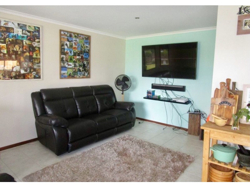 187 Bullumwaal Road, Wy Yung VIC 3875