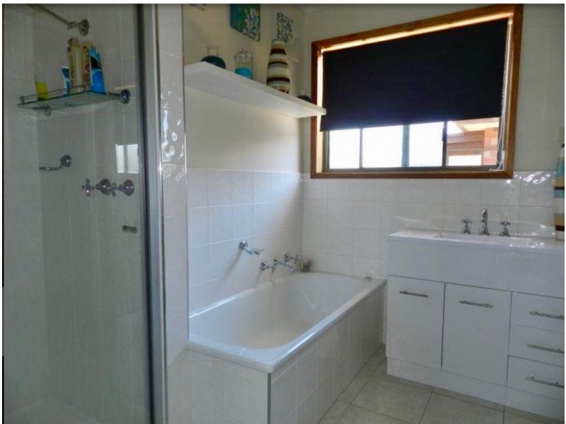 187 Bullumwaal Road, Wy Yung VIC 3875