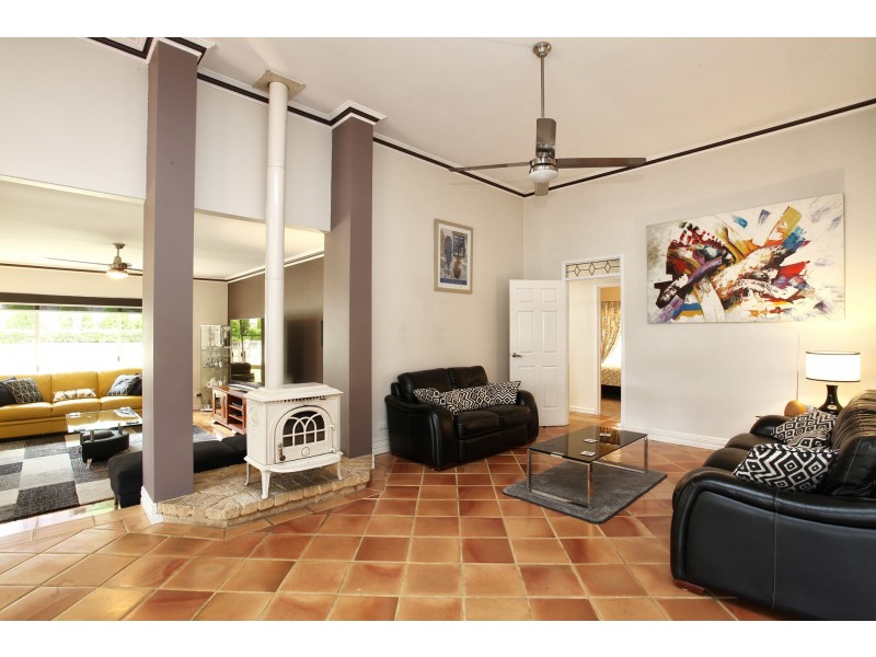 26 Chidlow Street, Mount Helena WA 6082