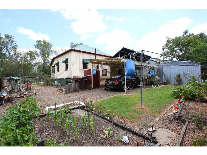 2A General Foch Street, One Mile QLD 4305