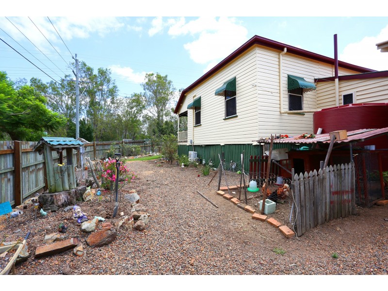 2A General Foch Street, One Mile QLD 4305
