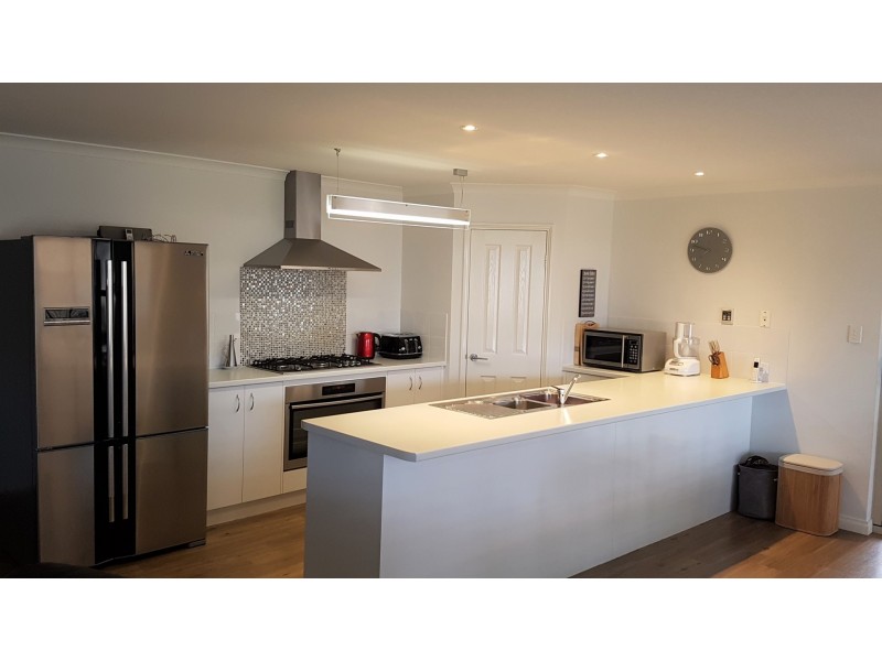 31 O’Keefe Parade, Mckail WA 6330