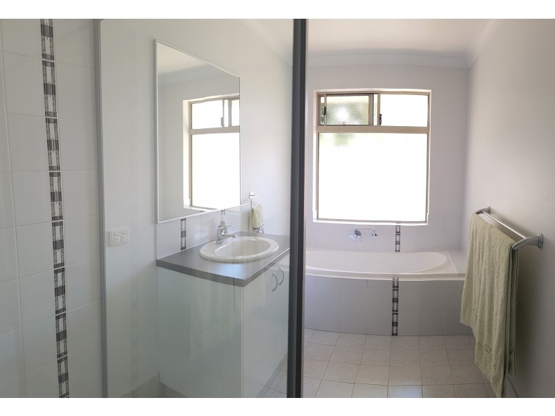 31 O’Keefe Parade, Mckail WA 6330