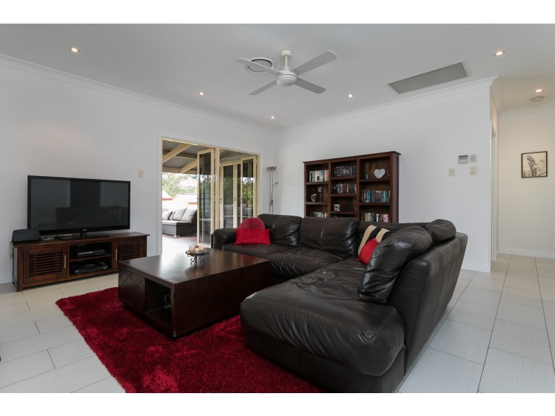 14-16 Franklin Crescent, Morayfield QLD 4506