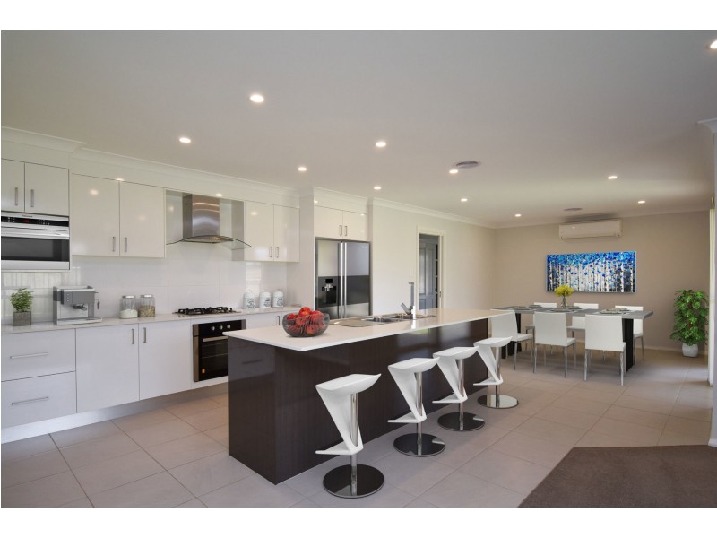 69 Glasson Drive, Orange NSW 2800