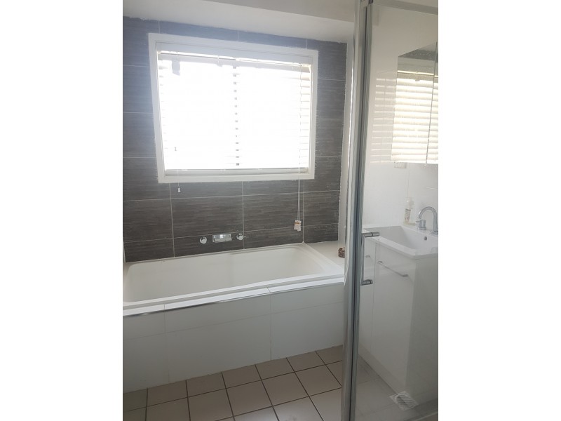 8 Sunset Way, Dubbo NSW 2830