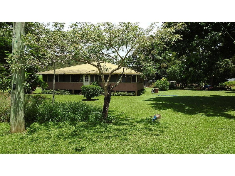 6 Hardwick Close, Mount Peter QLD 4869