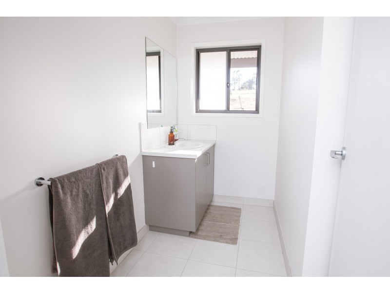 15 Butler Street, Seaton VIC 3858