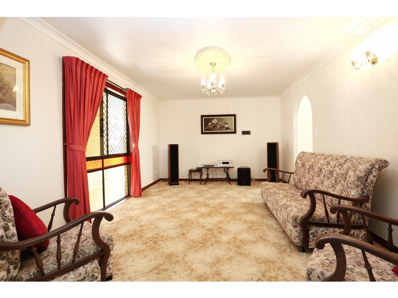 14 Urquhart Street, Carindale QLD 4152