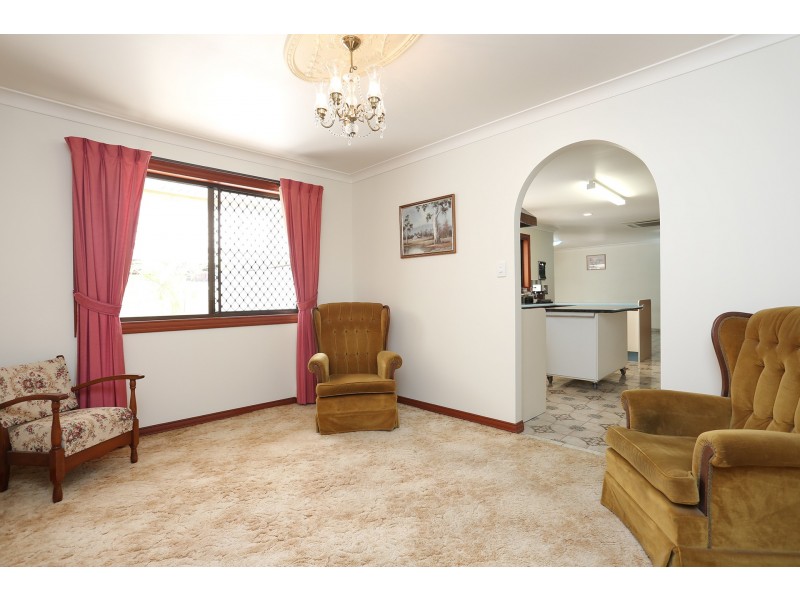 14 Urquhart Street, Carindale QLD 4152