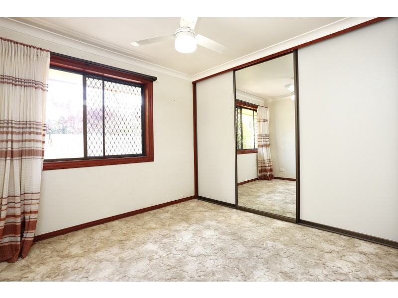 14 Urquhart Street, Carindale QLD 4152