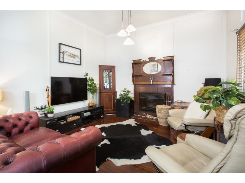 12 Tourmaline Street, Greenbushes WA 6254