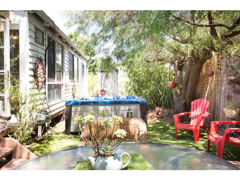 12 Tourmaline Street, Greenbushes WA 6254