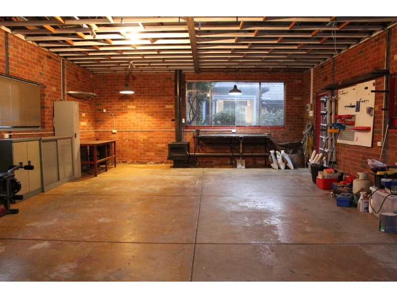 16 Hanslope Avenue, Alphington VIC 3078