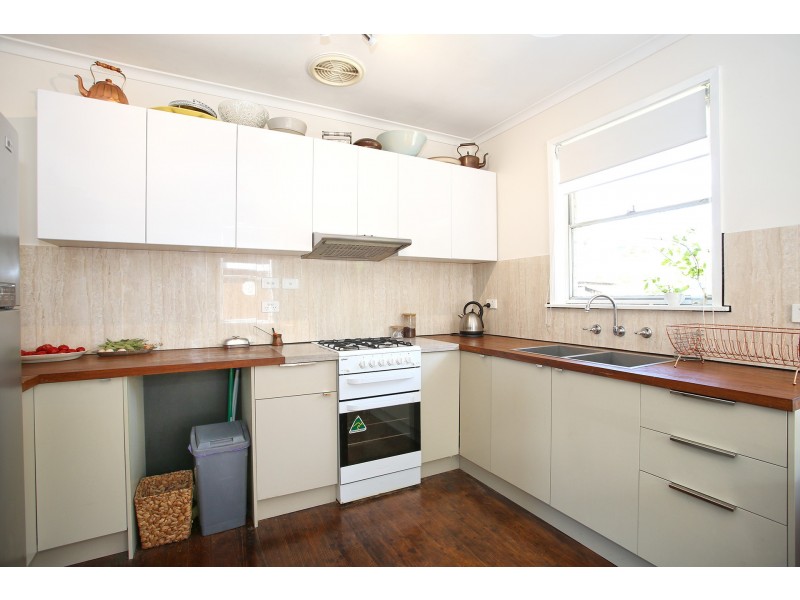 5 Hodgins Crescent, Frankston North VIC 3200