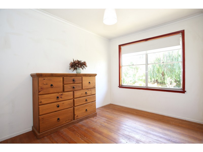 5 Hodgins Crescent, Frankston North VIC 3200