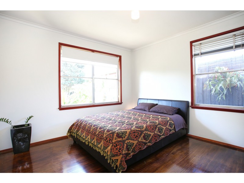 5 Hodgins Crescent, Frankston North VIC 3200