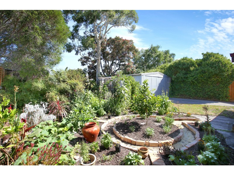 5 Hodgins Crescent, Frankston North VIC 3200