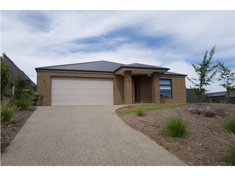 6 McCullagh Street, Bacchus Marsh VIC 3340