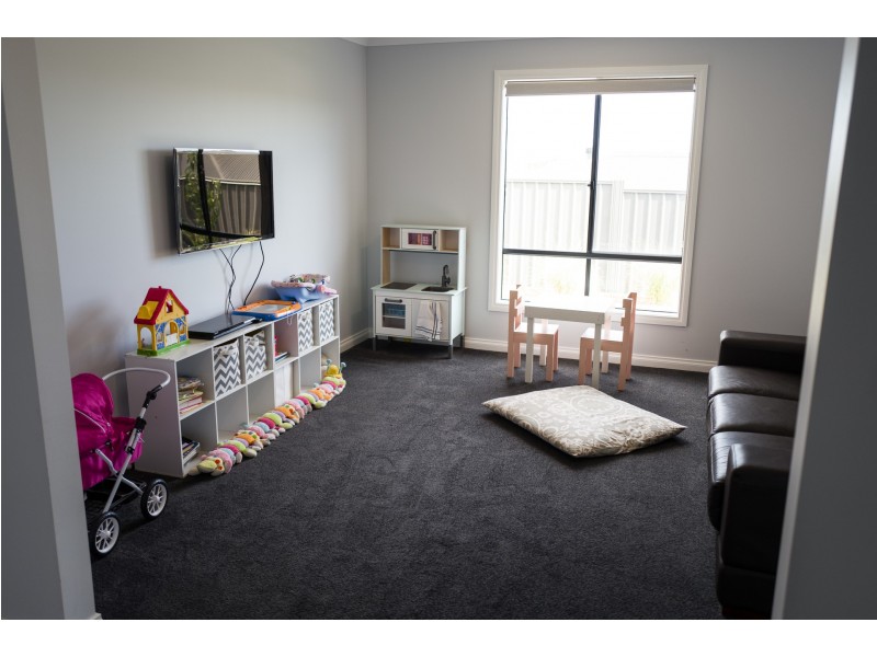 6 McCullagh Street, Bacchus Marsh VIC 3340