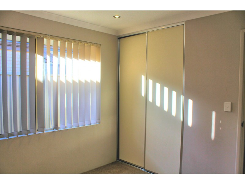 11/37 Queensbury Street, Carey Park WA 6230