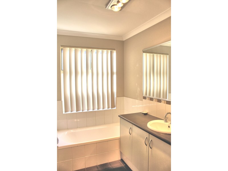 11/37 Queensbury Street, Carey Park WA 6230