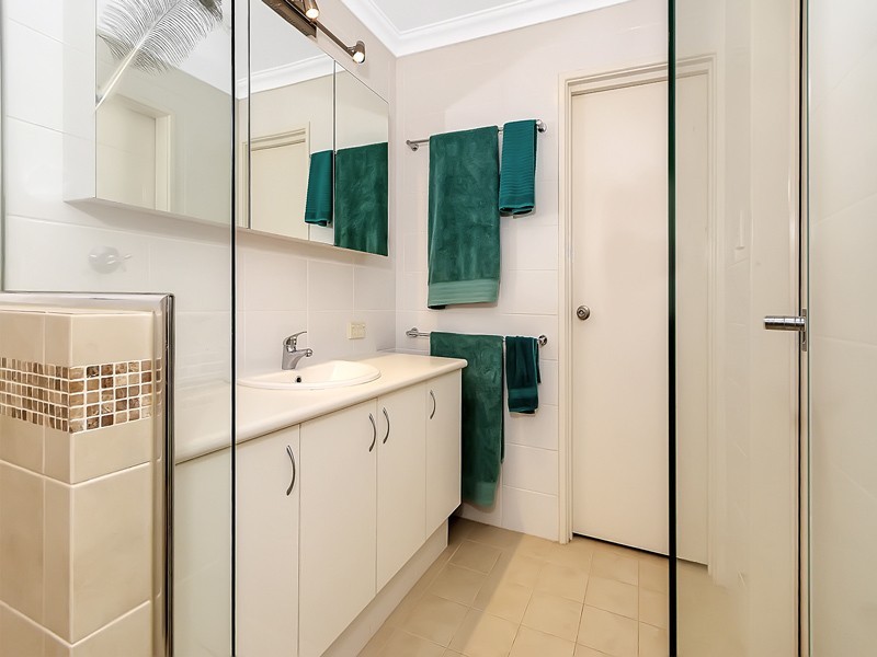 16 Marseille Gardens, Piara Waters WA 6112