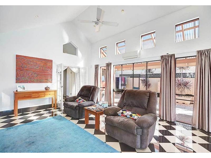 144 Clontarf Road, Hamilton Hill WA 6163