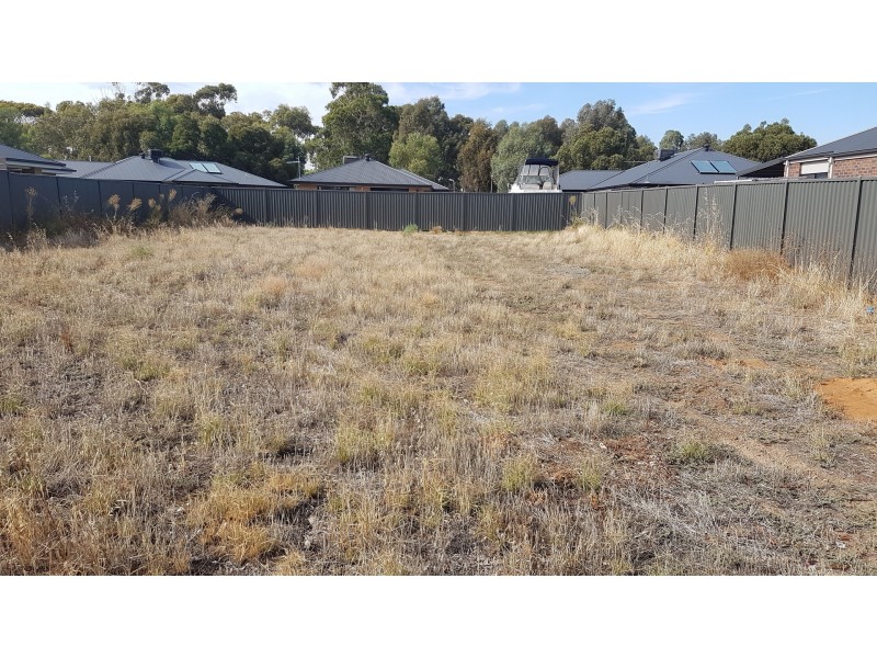 11 Gum Road, Shepparton North VIC 3631