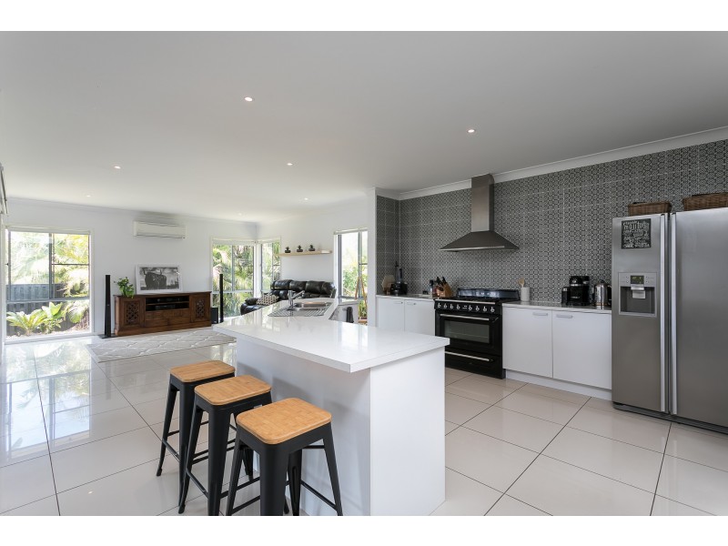 14 Heatherdale Drive, Upper Coomera QLD 4209