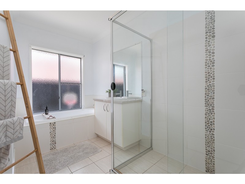 14 Heatherdale Drive, Upper Coomera QLD 4209