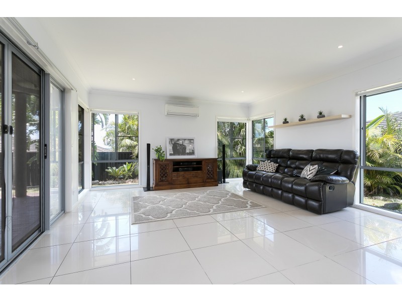 14 Heatherdale Drive, Upper Coomera QLD 4209