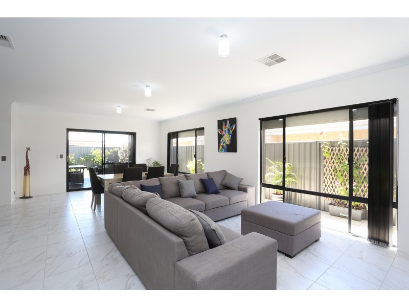 13 Maxfield Road, Wellard WA 6170