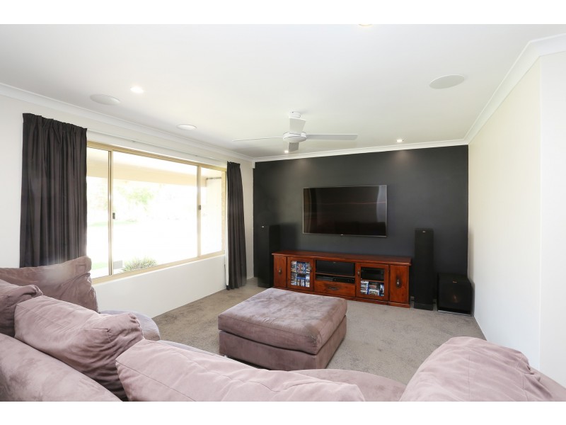 3 Britannia Place, Port Kennedy WA 6172