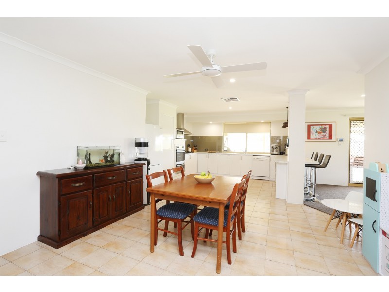 3 Britannia Place, Port Kennedy WA 6172