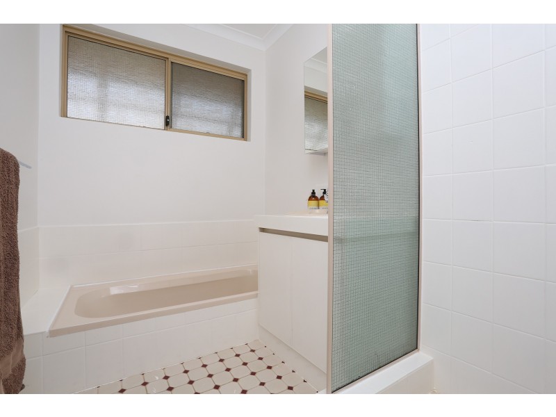 3 Britannia Place, Port Kennedy WA 6172