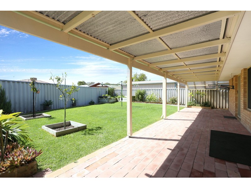 3 Britannia Place, Port Kennedy WA 6172
