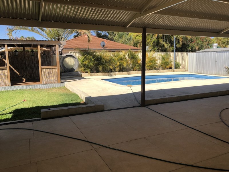 5 Acorn Close, Forrestfield WA 6058