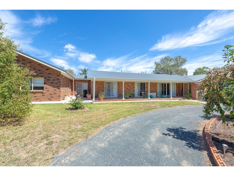 42 Bungowannah Road, Jindera NSW 2642