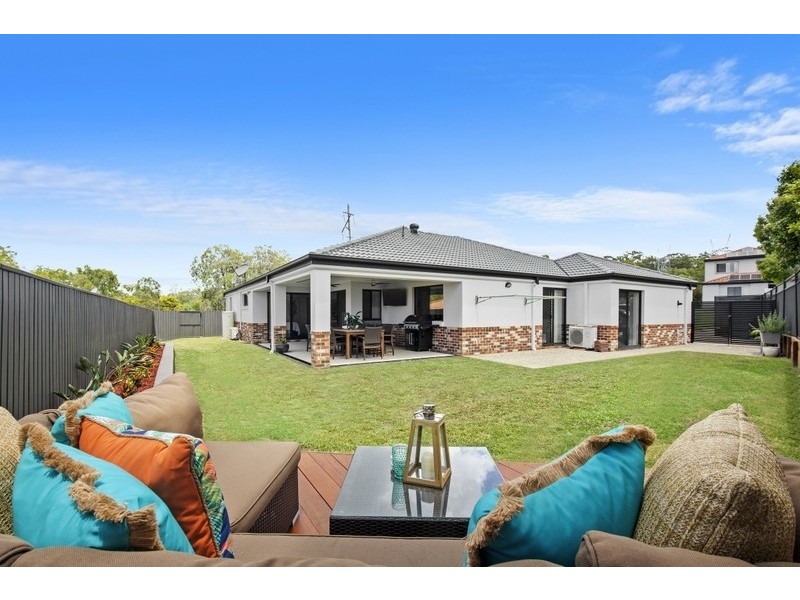 1 Highbridge Rise, Mudgeeraba QLD 4213