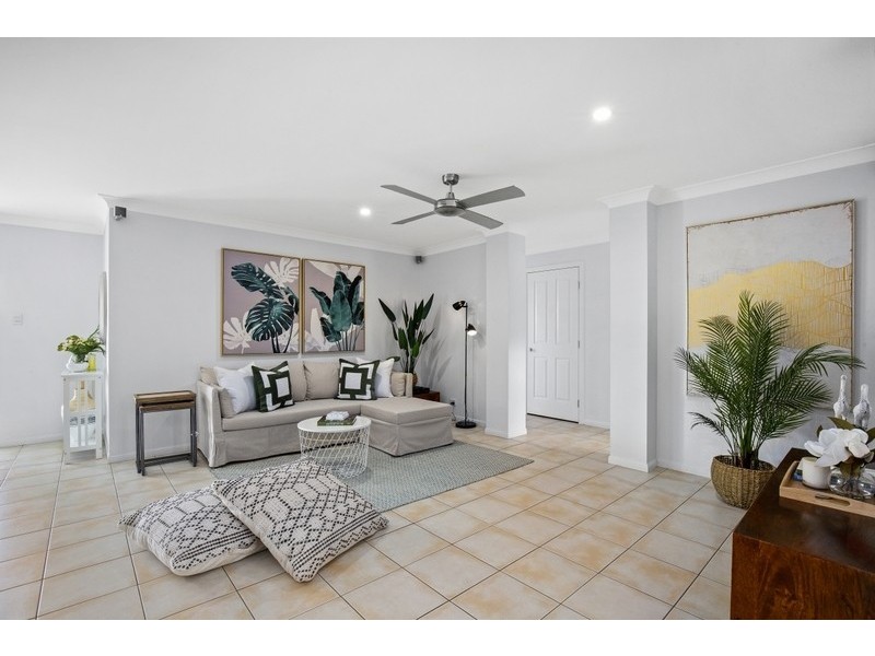 1 Highbridge Rise, Mudgeeraba QLD 4213