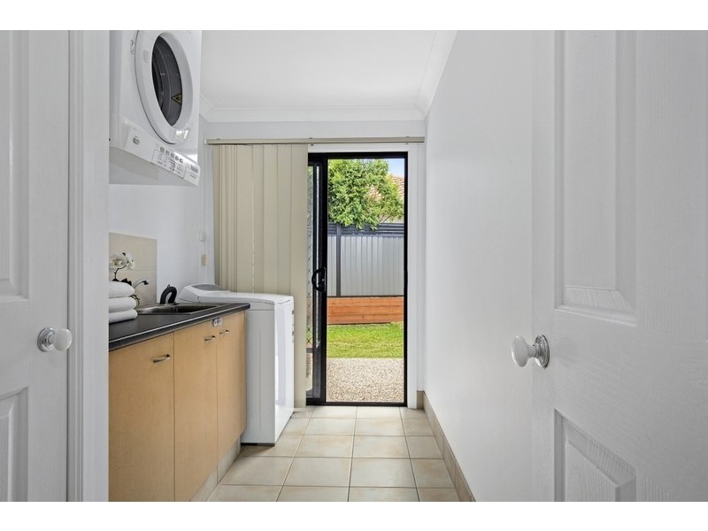 1 Highbridge Rise, Mudgeeraba QLD 4213