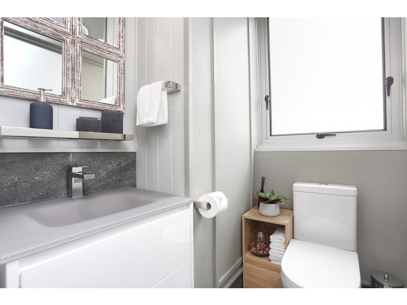 121/40 Watson Esplanade, Surfers Paradise QLD 4217