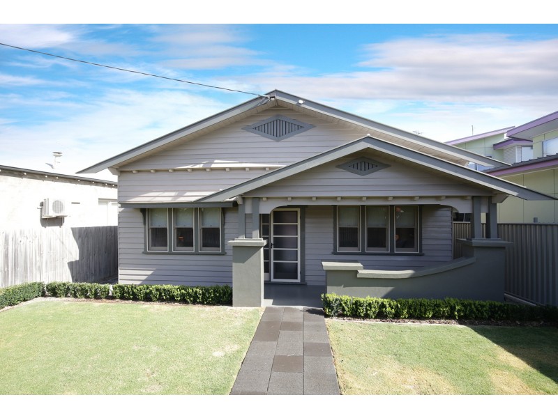 207 Autumn Street, Geelong West VIC 3218