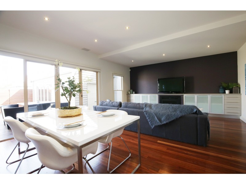 207 Autumn Street, Geelong West VIC 3218