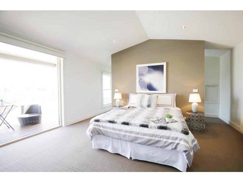 207 Autumn Street, Geelong West VIC 3218