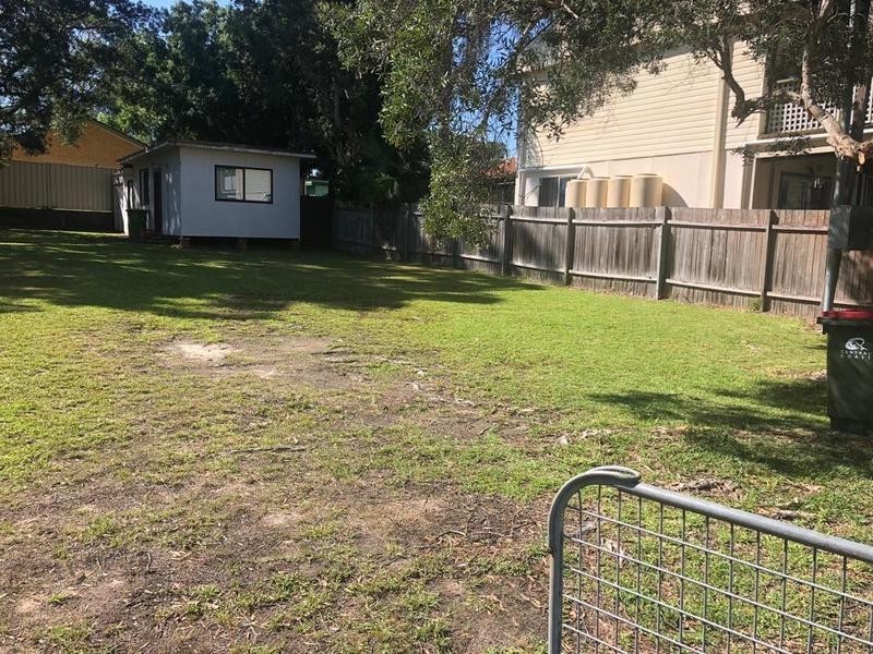 27 Nirringa Road, Summerland Point NSW 2259